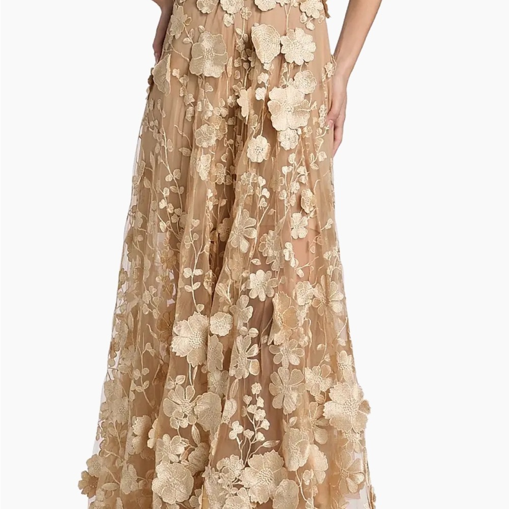 Bronx and Banco Gold Floral Appliqué A-Line Gown Jasmine gold long - Picture 3 of 15
